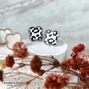 Park Lana “Lana” White Leopard Earrings! BNIB!!